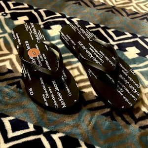 Size 8 Calvin Klein flip flops